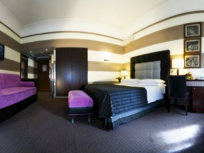 hotel-panama-rome-quadruple-room01