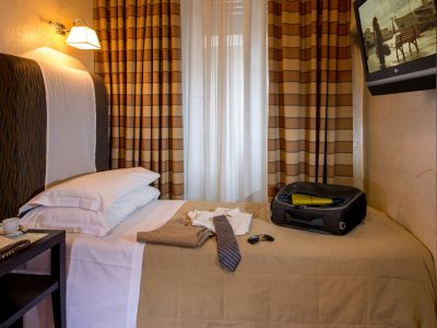 hôtel-panama-rome-chambre-simple01