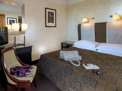 hotel-panama-rome-standard-room01